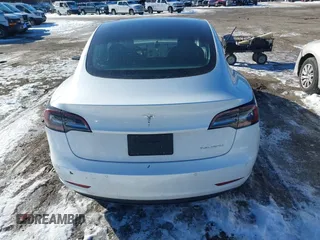 2019 Tesla Model 3 Long Range with VIN 5YJ3E1EBXKF452900, listed as a IAAI auction lot 41454947 with 93,277 mi miles. Bid and sale history available at carsss.com. Image 16.