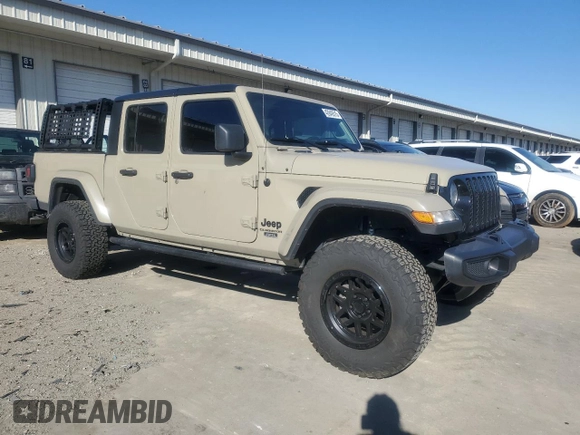 2022 Jeep Gladiator Willys with VIN 1C6HJTAG8NL170875, listed as a Copart auction lot 42949515 with 27,770 mi miles and Salvage title. Bid and sale history available at DreamBid. Image 4.
