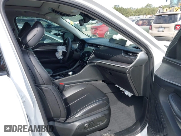 2023 Jeep Grand Cherokee Limited with VIN 1C4RJGBG2PC575507, listed as a IAAI auction lot 41996521 with 37,456 mi miles and . Bid and sale history available at DreamBid. Image 5.