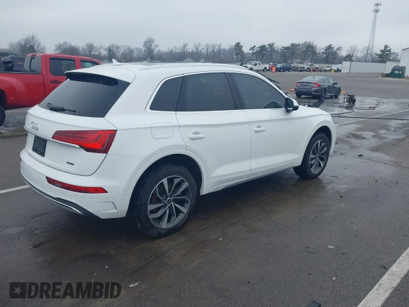 2021 Audi Q5 Premium Plus z VIN WA1BAAFY8M2077292, wystawiony jako IAAI lot #41663216 z przebiegiem 35 378 mil mil oraz . Historia ofert i sprzedaży dostępna na DreamBid. Obrazek 4.