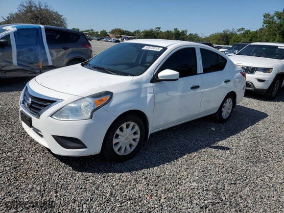 2016 Nissan Versa SV with VIN 3N1CN7AP4GL881532, listed as a Copart auction lot 52072315 with 114,246 mi miles and Salvage Title. Bid and sale history available at carsss.com. Image 1.