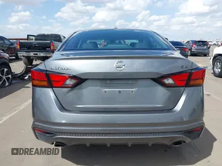 2021 Nissan Altima 2.5 SR with VIN 1N4BL4CV5MN305099, listed as a IAAI auction lot 41669894 with 97,251 mi miles. Bid and sale history available at carsss.com. Image 17.