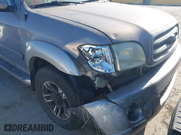 2002 Toyota Sequoia SR5 with VIN 5TDZT34A72S117383, listed as a IAAI auction lot 42219102 with 171,461 mi miles and . Bid and sale history available at carsss.com. Image 6.