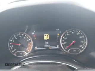 2021 Jeep Renegade Latitude with VIN ZACNJCBB0MPM38811, listed as a IAAI auction lot 41727489 with 95,930 mi miles and . Bid and sale history available at DreamBid. Image 7.