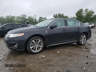 2011 Lincoln MKS z VIN 1LNHL9ER2BG606654, wystawiony jako Copart lot #58062865 z przebiegiem 170 931 mil mil oraz Szkoda całkowita • Salvage title. Historia ofert i sprzedaży dostępna na DreamBid. Obrazek 1.