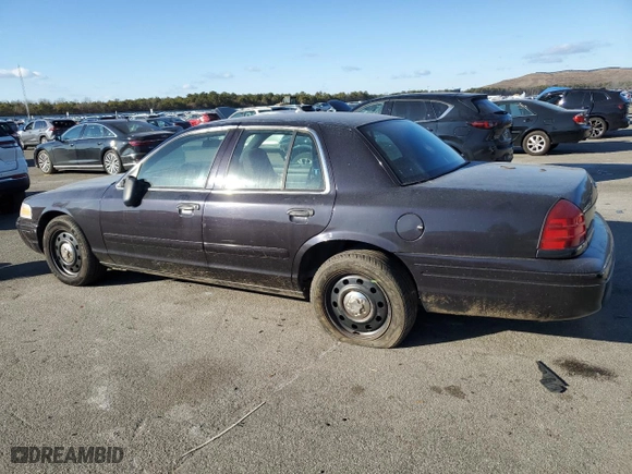 2007 Ford Police Interceptor with VIN 2FAHP71W87X154418, listed as a Copart auction lot 88127575 with 90,190 mi miles and Non Repairable. Bid and sale history available at carsss.com. Image 2.