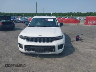 2022 Jeep Grand Cherokee Overland with VIN 1C4RJHDGXN8576813, listed as a IAAI auction lot 42314919 with 35,632 mi miles and . Bid and sale history available at DreamBid. Image 12.