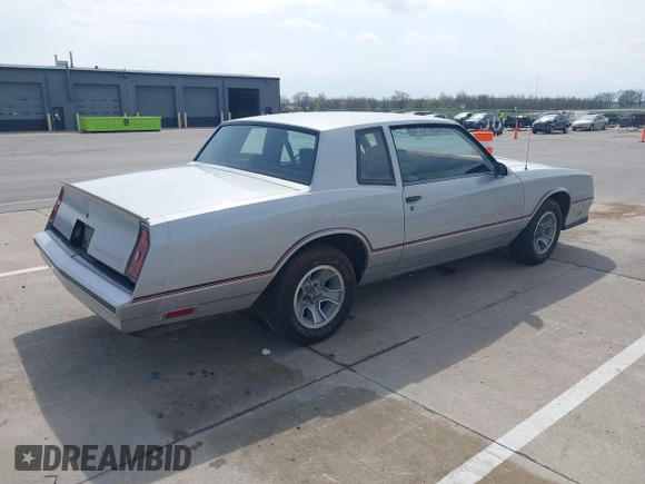 1986 Chevrolet Monte Carlo Sport с VIN 1G1GZ37G2GR208467, выставлен на аукционе IAAI как лот 42120656 с пробегом Не указан миль и . История ставок и продаж доступна на DreamBid. Изображение 4.