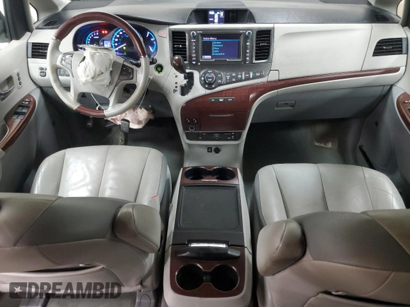 2013 Toyota Sienna XLE AAS with VIN 5TDYK3DC9DS391882, listed as a Copart auction lot 55762605 with 207,001 mi miles and Clean title. Bid and sale history available at DreamBid. Image 8.