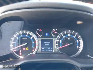 2017 Toyota 4Runner SR5 with VIN JTEBU5JRXH5431401, listed as a IAAI auction lot 41231941 with 133,324 mi miles. Bid and sale history available at carsss.com. Image 7.
