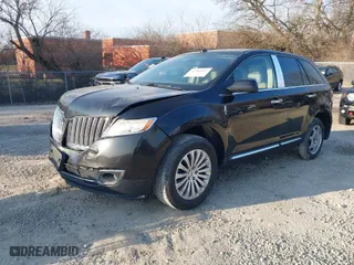 2011 Lincoln MKX with VIN 2LMDJ6JK5BBJ24235, listed as a IAAI auction lot 41781097 with 190,307 mi miles. Bid and sale history available at carsss.com. Image 2.