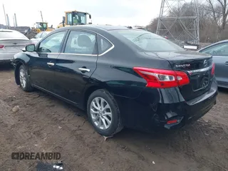 2019 Nissan Sentra SV z VIN 3N1AB7AP9KY389431, wystawiony jako IAAI lot #41652025 z przebiegiem 81 241 mil mil oraz . Historia ofert i sprzedaży dostępna na DreamBid. Obrazek 3.