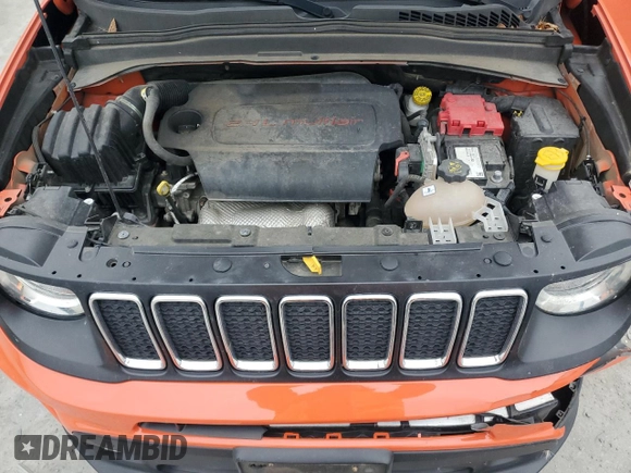 2020 Jeep Renegade Altitude z VIN ZACNJBBB8LPL68483, wystawiony jako Copart lot #82383744 z przebiegiem 111 581 mil mil oraz Szkoda całkowita • Salvage title. Historia ofert i sprzedaży dostępna na DreamBid. Obrazek 12.