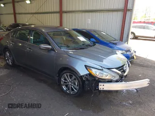 2018 Nissan Altima SV with VIN 1N4AL3AP3JC220232, listed as a IAAI auction lot 42037929 with 54,908 mi miles and . Bid and sale history available at carsss.com. Image 1.