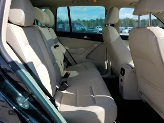 2012 Volkswagen Tiguan SE with VIN WVGAV7AX1CW610349, listed as a Copart auction lot 49250985 with 139,718 mi miles and Salvage Title. Bid and sale history available at DreamBid. Image 11.