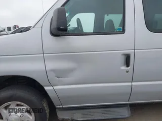 2008 Ford Econoline Passenger XL with VIN 1FMNE11W28DA58918, listed as a IAAI auction lot 42793414 with 157,717 mi miles and . Bid and sale history available at DreamBid. Image 6.