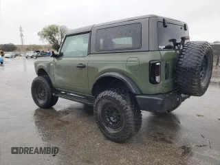 2021 Ford Bronco with VIN 1FMDE5AH7MLA79865, listed as a Copart auction lot 46552595 with 33,636 mi miles and Salvage Title. Bid and sale history available at carsss.com. Image 2.