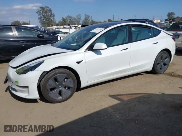 2023 Tesla Model 3 z VIN 5YJ3E1EA2PF465882, wystawiony jako IAAI lot #42257900 z przebiegiem 39 572 mil mil oraz . Historia ofert i sprzedaży dostępna na DreamBid. Obrazek 14.