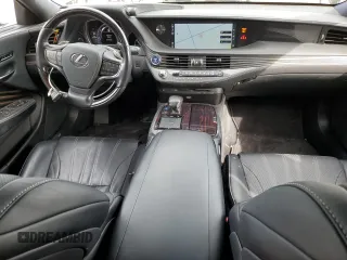 2018 Lexus LS z VIN JTHCYLFF0J5000487, wystawiony jako Copart lot #69422254 z przebiegiem 115 471 mil mil oraz Szkoda całkowita • Salvage title. Historia ofert i sprzedaży dostępna na DreamBid. Obrazek 8.
