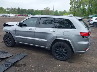 2020 Jeep Grand Cherokee Laredo E z VIN 1C4RJFAG3LC199485, wystawiony jako IAAI lot #42276411 z przebiegiem 109 489 mil mil oraz . Historia ofert i sprzedaży dostępna na DreamBid. Obrazek 14.