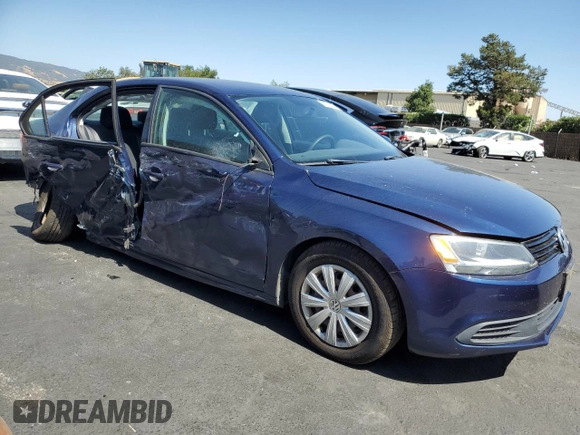 2014 Volkswagen Jetta S with VIN 3VW2K7AJ4EM235120, listed as a Copart auction lot 62731145 with 157,907 mi miles and Salvage title. Bid and sale history available at DreamBid. Image 4.
