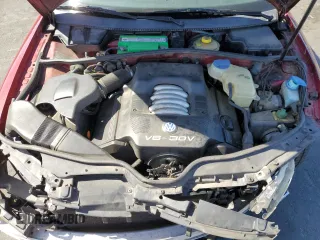 2001 Volkswagen Passat GLX z VIN WVWJH63B61E002904, wystawiony jako Copart lot #57347635 z przebiegiem 130 633 mil mil oraz Szkoda całkowita • Salvage title. Historia ofert i sprzedaży dostępna na DreamBid. Obrazek 11.
