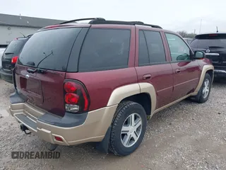 2005 Chevrolet TrailBlazer LT with VIN 1GNDT13S552310305, listed as a IAAI auction lot 41971489 with 93,116 mi miles and . Bid and sale history available at DreamBid. Image 4.