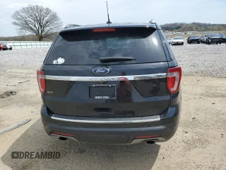 2018 Ford Explorer XLT z VIN 1FM5K7D89JGC52567, wystawiony jako Copart lot #54490555 z przebiegiem 153 763 mil mil oraz Tytuł czysty. Historia ofert i sprzedaży dostępna na DreamBid. Obrazek 6.