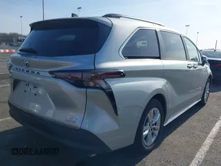 2023 Toyota Sienna XLE с VIN 5TDJSKFC5PS106883, выставлен на аукционе IAAI как лот 41792338 с пробегом 16 069 миль миль и . История ставок и продаж доступна на DreamBid. Изображение 4.