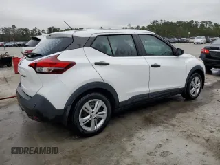 2020 Nissan Kicks S with VIN 3N1CP5BV5LL557639, listed as a Copart auction lot 44612695 with 80,663 mi miles and Salvage Title. Bid and sale history available at carsss.com. Image 3.