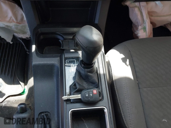 2022 Toyota Tacoma SR with VIN 3TYAX5GN4NT037625, listed as a IAAI auction lot 42382411 with 49,703 mi miles and . Bid and sale history available at DreamBid. Image 11.