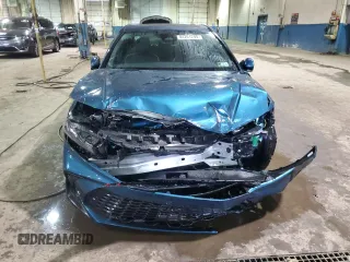 2025 Toyota Camry LE with VIN 4T1DAACK7SU015300, listed as a Copart auction lot 84261244 with 24,938 mi miles and Salvage Title. Bid and sale history available at carsss.com. Image 5.
