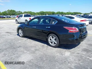 2015 Nissan Altima S with VIN 1N4AL3AP7FC288539, listed as a IAAI auction lot 42031553 with 121,050 mi miles and . Bid and sale history available at DreamBid. Image 3.