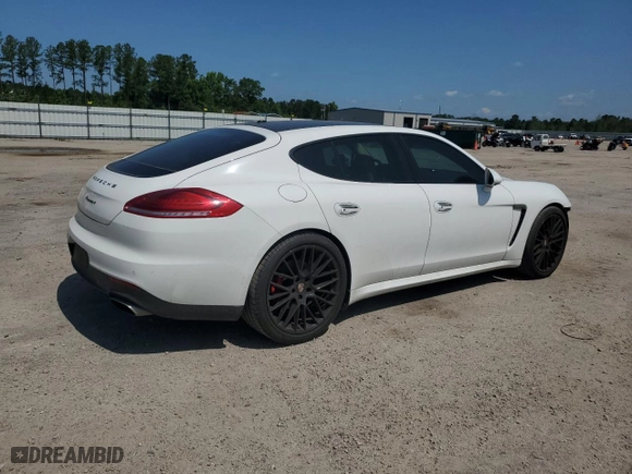 2016 Porsche Panamera 4 with VIN WP0AA2A79GL000127, listed as a Copart auction lot 56220614 with 76,065 mi miles and Salvage Title. Bid and sale history available at carsss.com. Image 3.
