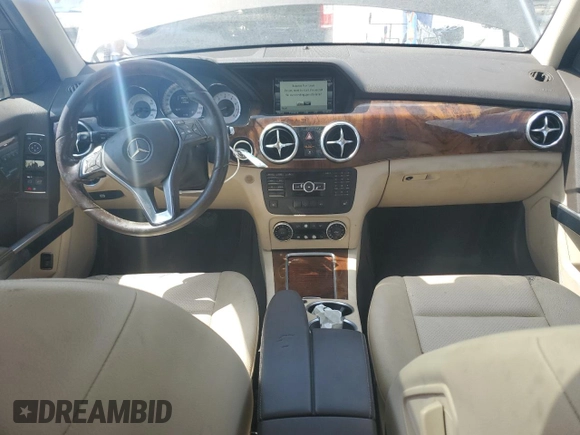 2015 Mercedes-Benz GLK 350 with VIN WDCGG5HB0FG374924, listed as a Copart auction lot 74398084 with 172,983 mi miles and Clean Title. Bid and sale history available at DreamBid. Image 8.
