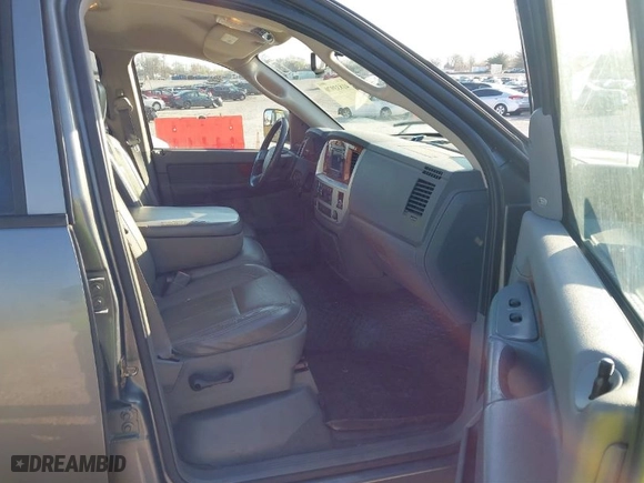 2006 Dodge Ram 1500 SLT with VIN 1D7HU18216S686569, listed as a IAAI auction lot 41833970 with 238,742 mi miles. Bid and sale history available at carsss.com. Image 5.