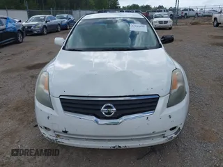 2009 Nissan Altima S with VIN 1N4AL21E29N463555, listed as a IAAI auction lot 41949898 with 268,832 mi miles and . Bid and sale history available at DreamBid. Image 6.