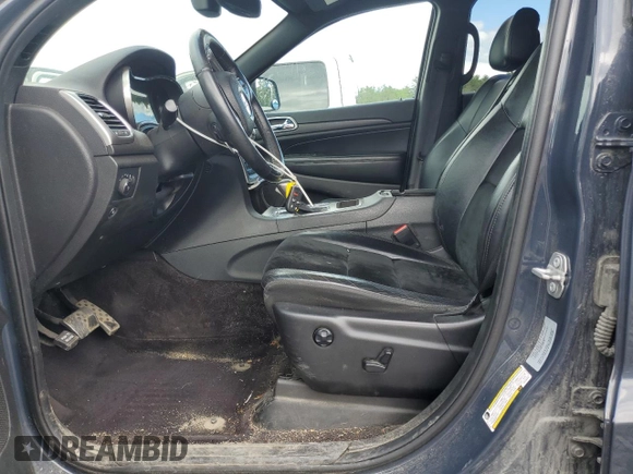 2017 Jeep Grand Cherokee Altitude z VIN 1C4RJFAG9HC786670, wystawiony jako Copart lot #58007254 z przebiegiem 117 638 mil mil oraz Szkoda całkowita • Salvage title. Historia ofert i sprzedaży dostępna na DreamBid. Obrazek 7.