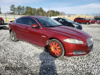 2013 Jaguar XF I4 RWD with VIN SAJWA0ES1DPS68698, listed as a Copart auction lot 86886304 with 99,260 mi miles and Salvage Title. Bid and sale history available at carsss.com. Image 4.