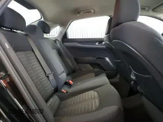 2025 Kia K5 LXS z VIN KNAG24J72S5301593, wystawiony jako Copart lot #58934805 z przebiegiem 19 649 mil mil oraz Czysty tytuł • Clean title. Historia ofert i sprzedaży dostępna na DreamBid. Obrazek 10.