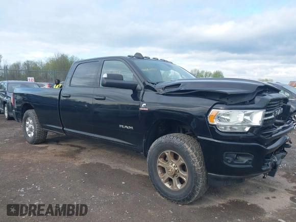 2019 Ram 2500 Big Horn with VIN 3C6UR5JL0KG700152, listed as a IAAI auction lot 42180625 with 94,282 mi miles. Bid and sale history available at carsss.com. Image 1.