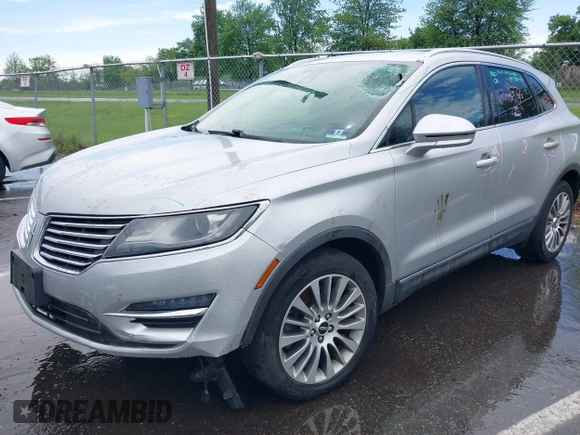 2017 Lincoln MKC Reserve z VIN 5LMCJ3D97HUL53966, wystawiony jako IAAI lot #42248077 z przebiegiem 55 245 mil mil oraz . Historia ofert i sprzedaży dostępna na DreamBid. Obrazek 2.