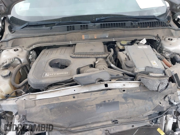 2016 Ford Fusion SE Hybrid with VIN 3FA6P0LU2GR340755, listed as a IAAI auction lot 41673932 with 191,650 mi miles. Bid and sale history available at carsss.com. Image 10.