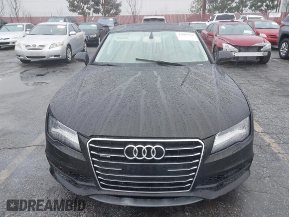 2014 Audi A7 3.0 Prestige with VIN WAU2GAFC5EN090233, listed as a IAAI auction lot 41565942 with 199,890 mi miles. Bid and sale history available at carsss.com. Image 13.