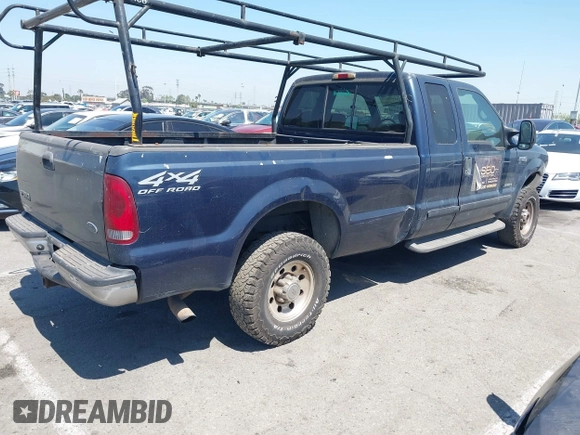 2002 Ford F-250 XL z VIN 1FTNX21F12EA74470, wystawiony jako IAAI lot #41993513 z przebiegiem 205 684 mil mil oraz . Historia ofert i sprzedaży dostępna na DreamBid. Obrazek 4.
