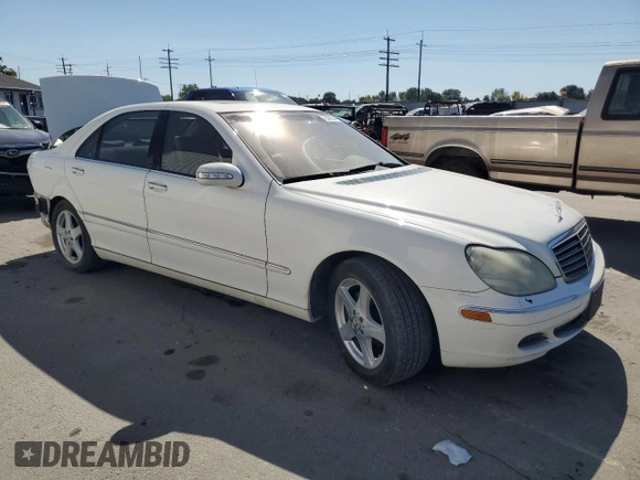 2004 Mercedes-Benz S-Class with VIN WDBNG75J94A422505, listed as a Copart auction lot 72599834 with 205,781 mi miles and Salvage Title. Bid and sale history available at carsss.com. Image 4.