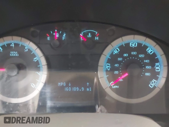 2008 Ford Escape XLT with VIN 1FMCU93148KB15786, listed as a IAAI auction lot 41991482 with 160,109 mi miles. Bid and sale history available at carsss.com. Image 7.