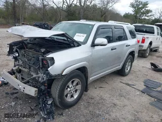 2011 Toyota 4Runner SR5 with VIN JTEZU5JR9B5021016, listed as a IAAI auction lot 41844799 with 155,361 mi miles. Bid and sale history available at carsss.com. Image 2.