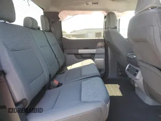 2024 Ford F-150 Lightning Flash z VIN 1FT6W3L7XRWG19735, wystawiony jako Copart lot #50089495 z przebiegiem 7 764 mil mil oraz Szkoda całkowita • Salvage title. Historia ofert i sprzedaży dostępna na DreamBid. Obrazek 10.