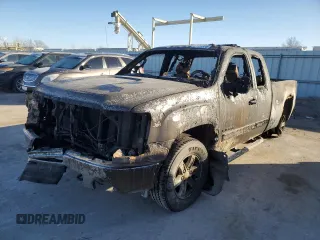 2013 GMC Sierra 1500 SLE with VIN 1GTR2VE73DZ184632, listed as a Copart auction lot 42704525 with Not Provided miles and Salvage Title. Bid and sale history available at DreamBid. Image 1.